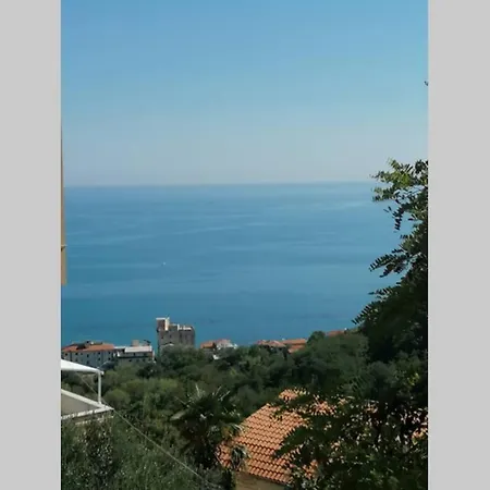 Apartment Vista Mare Con Parcheggio Privato *